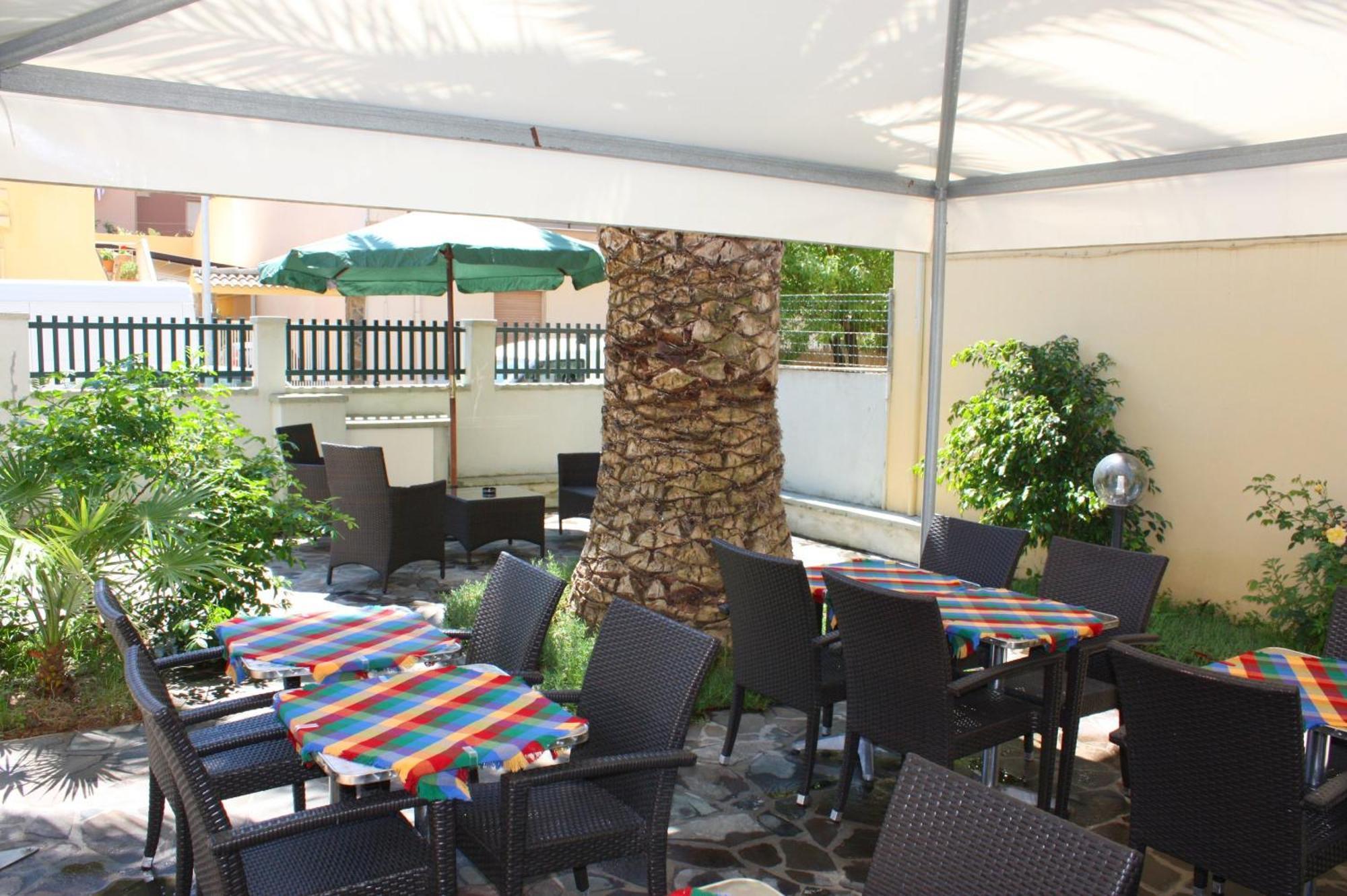 Hotel Alguer מראה חיצוני תמונה