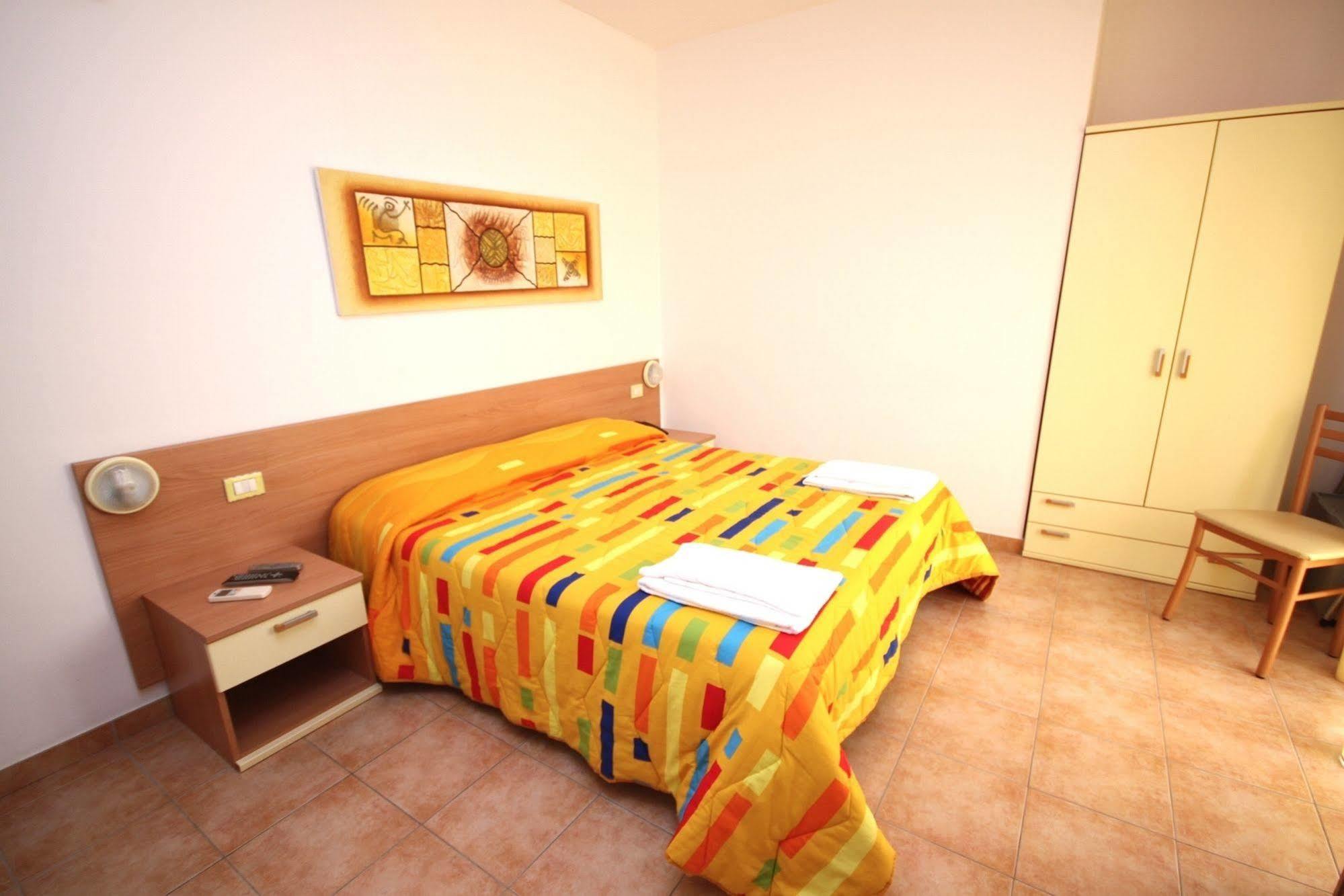 Hotel Alguer מראה חיצוני תמונה